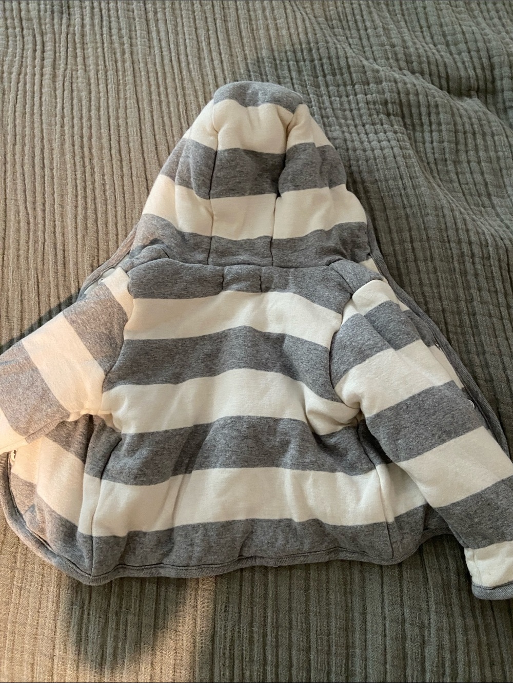 Burt’s Bees Baby reversible hooded jacket and Carter’s 6M fuzzy blue jacket - Picture 4 of 6